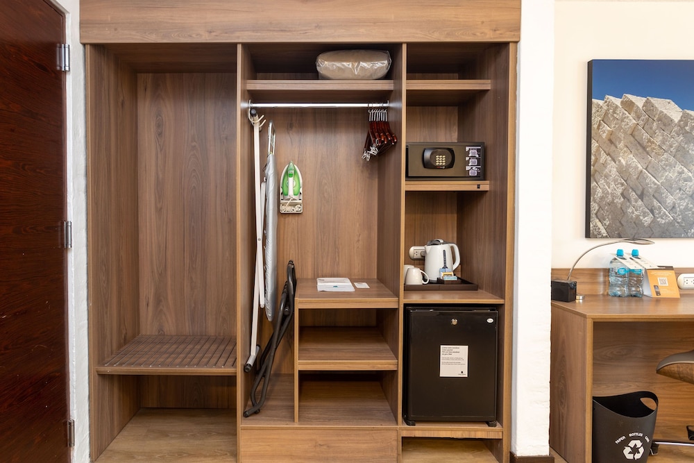 Superior Twin Room, Multiple Beds - Photo 4