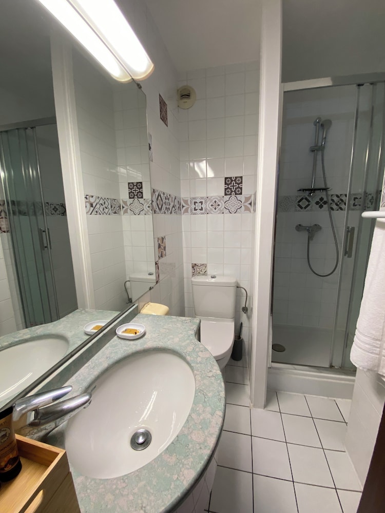 Superior Double Room, 1 Queen Bed photo 2