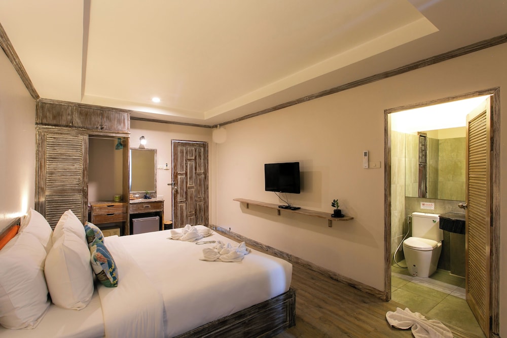 Economy Room - Photo 25