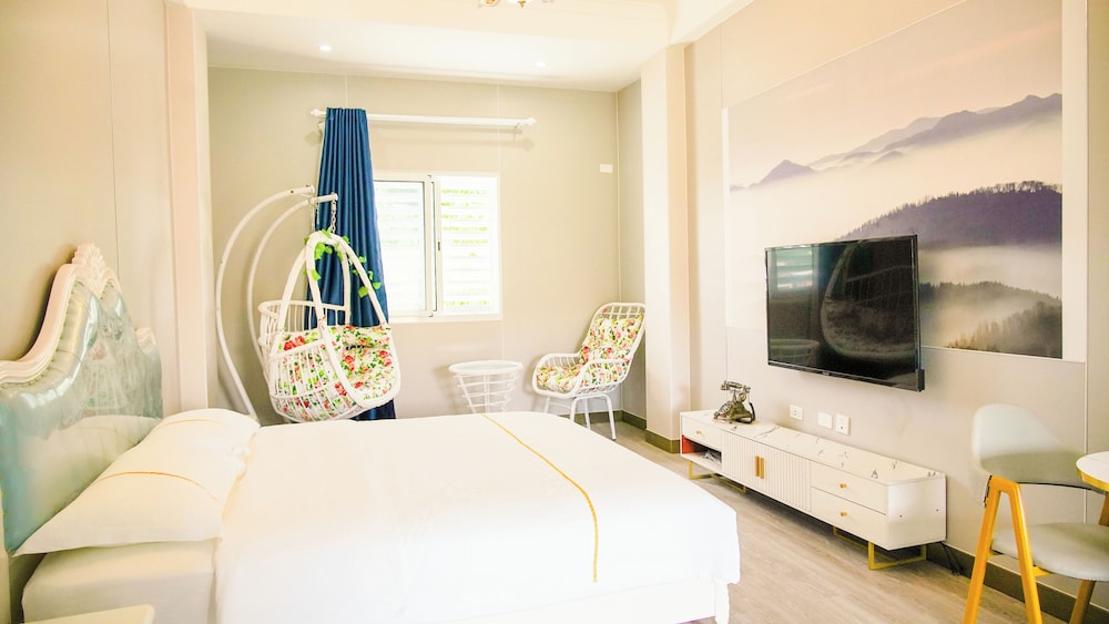 Superior Room, City View