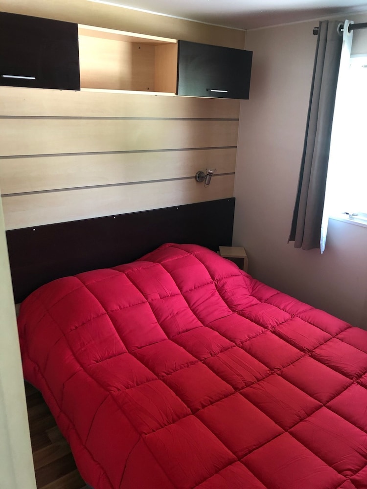 Mobile Home photo 1