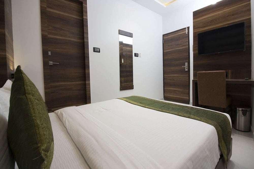 Super Deluxe Room - Photo 6