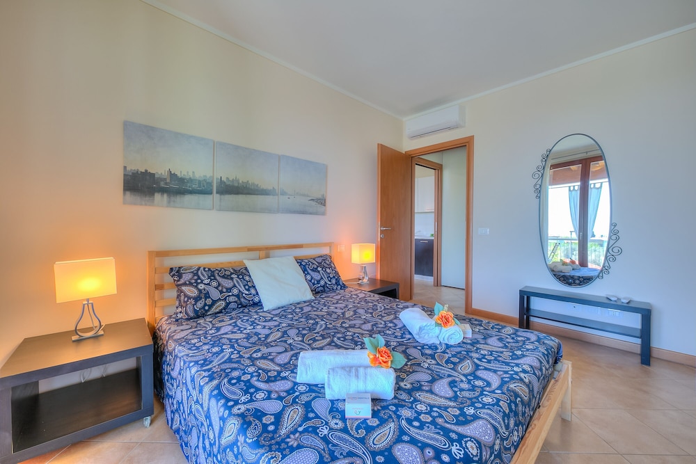 Family Apartment, 1 Bedroom (Appartamento Zelda With Shared Pool)