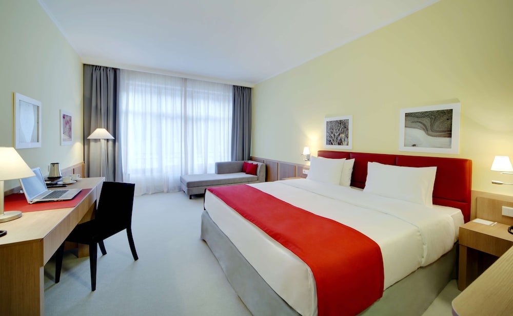 Superior Double or Twin Room photo 3