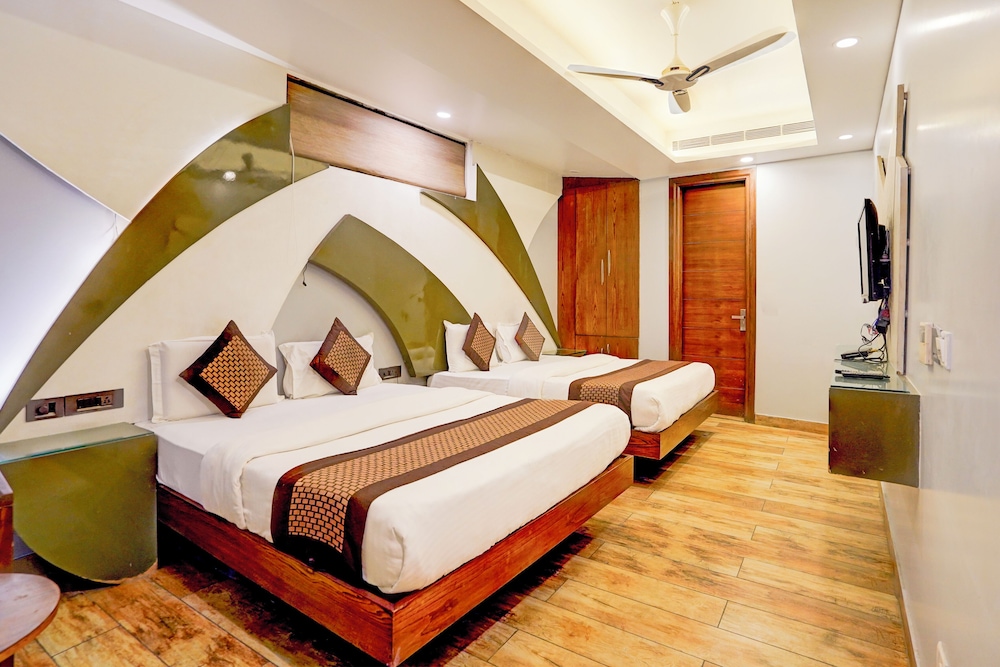 Deluxe Triple Room - Photo 5