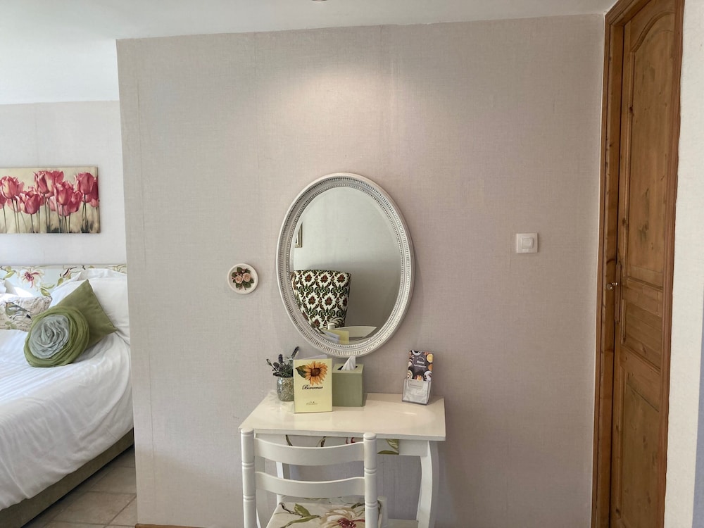 Luxury Double or Twin Room, Ensuite (Le Jardin) photo 3