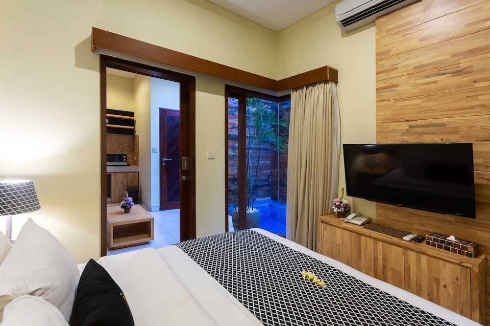 One Bedroom Plunge Pool Villa - Photo 38
