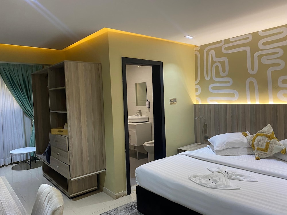 Deluxe Single Room, 1 Large Twin Bed, Non Smoking, Private Bathroom photo 1