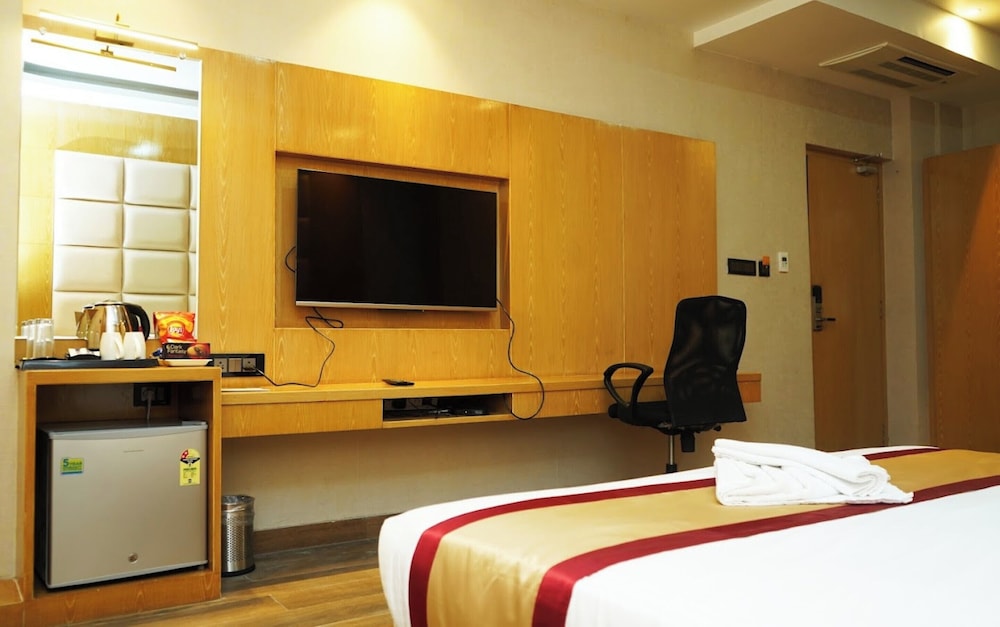 Standard Double Room, City View photo 1
