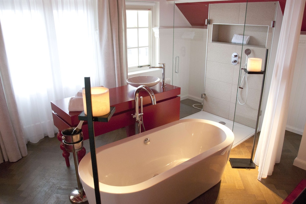 Suite, 1 Double Bed, Non Smoking photo 2