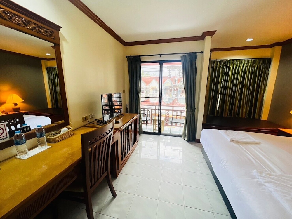 Deluxe Double Room - Photo 5