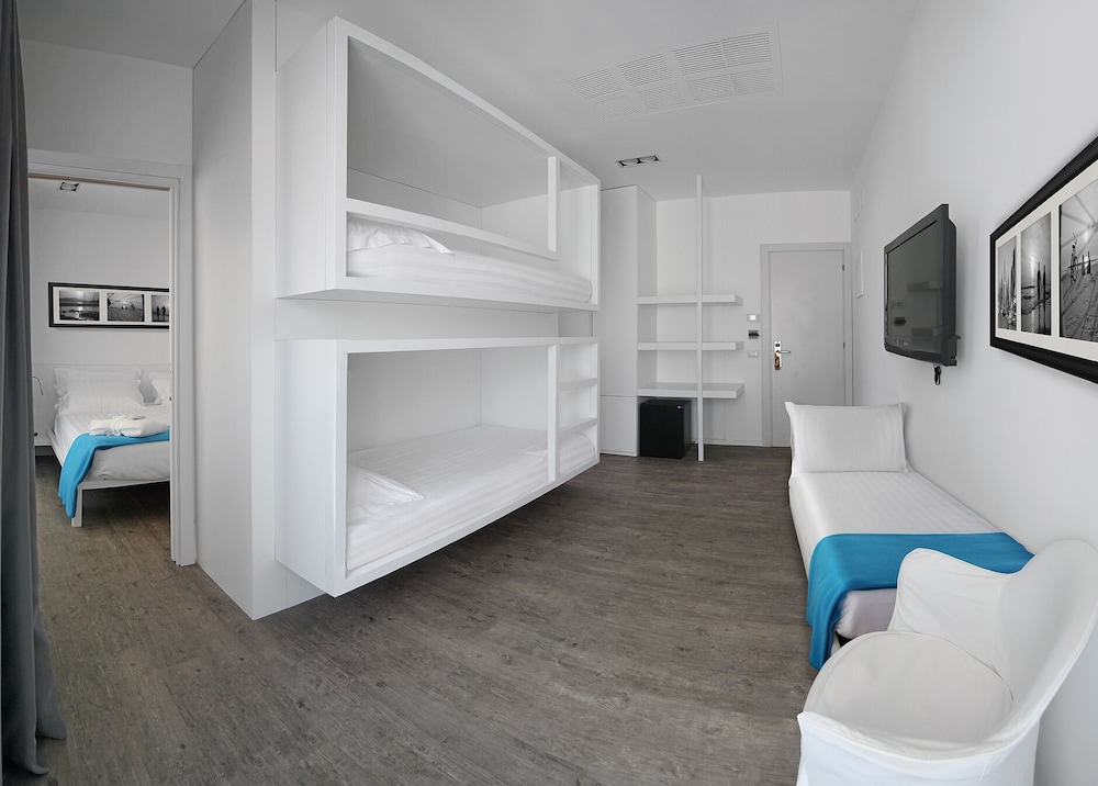 Family Junior Suite photo 2