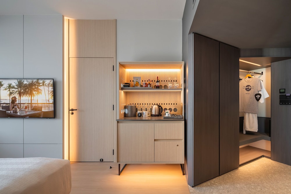 Deluxe Room with Balcony - Newly Renovated