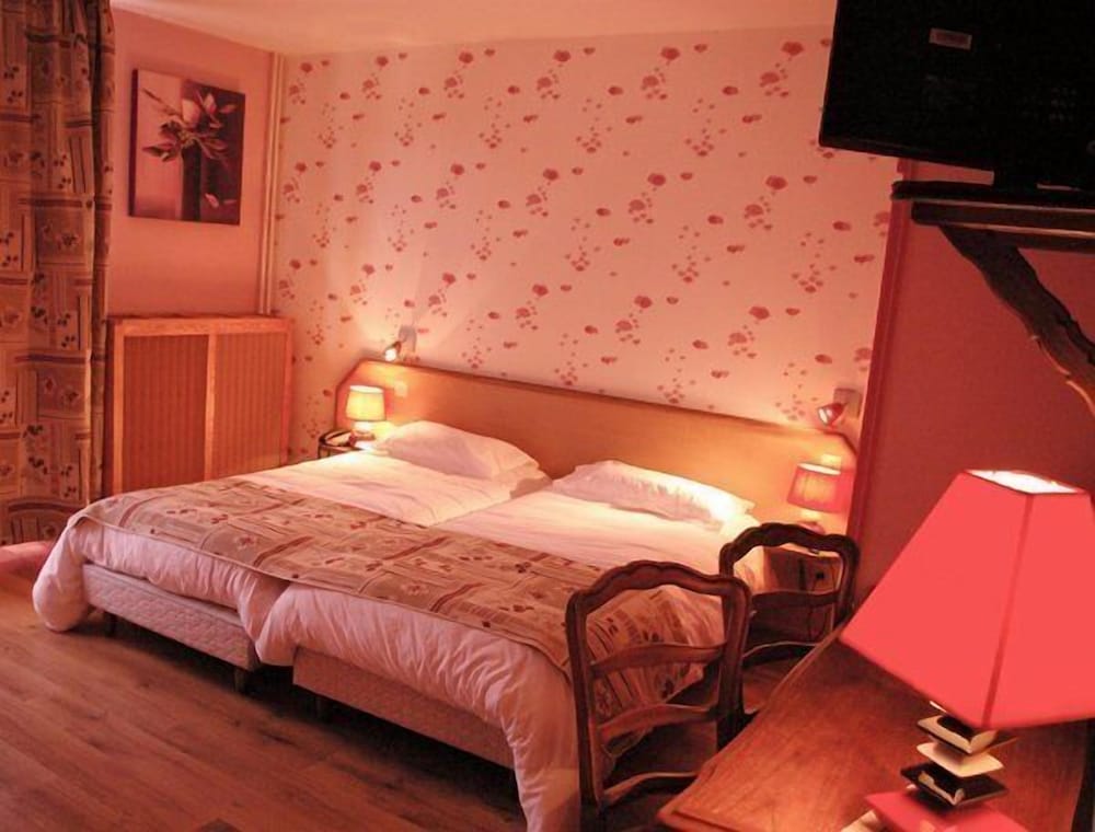 Standard Twin Room photo 2