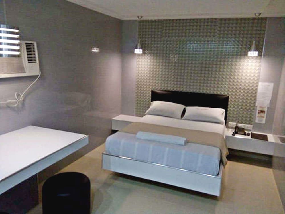VIP Room photo 3