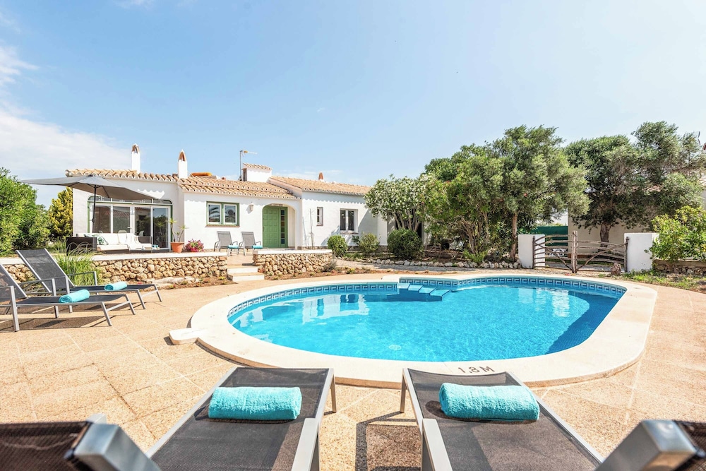 Villa (4 Habitaciones)
