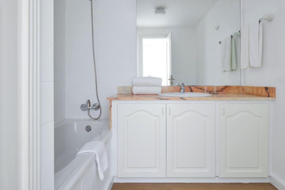 One Bedroom Apartment