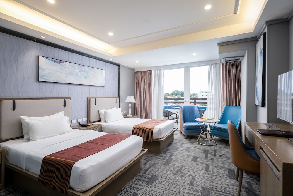 Deluxe Room - Photo 4