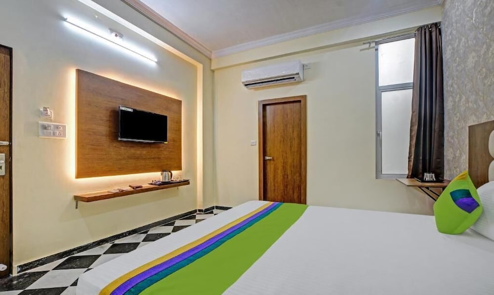 Deluxe Suite photo 3