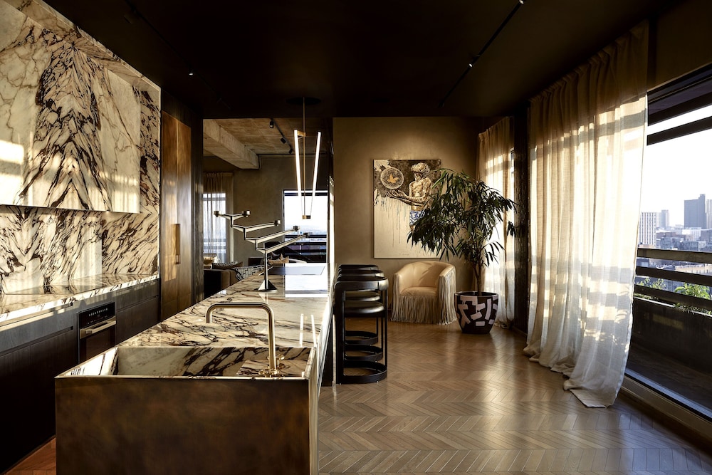 Executive Penthouse photo 3