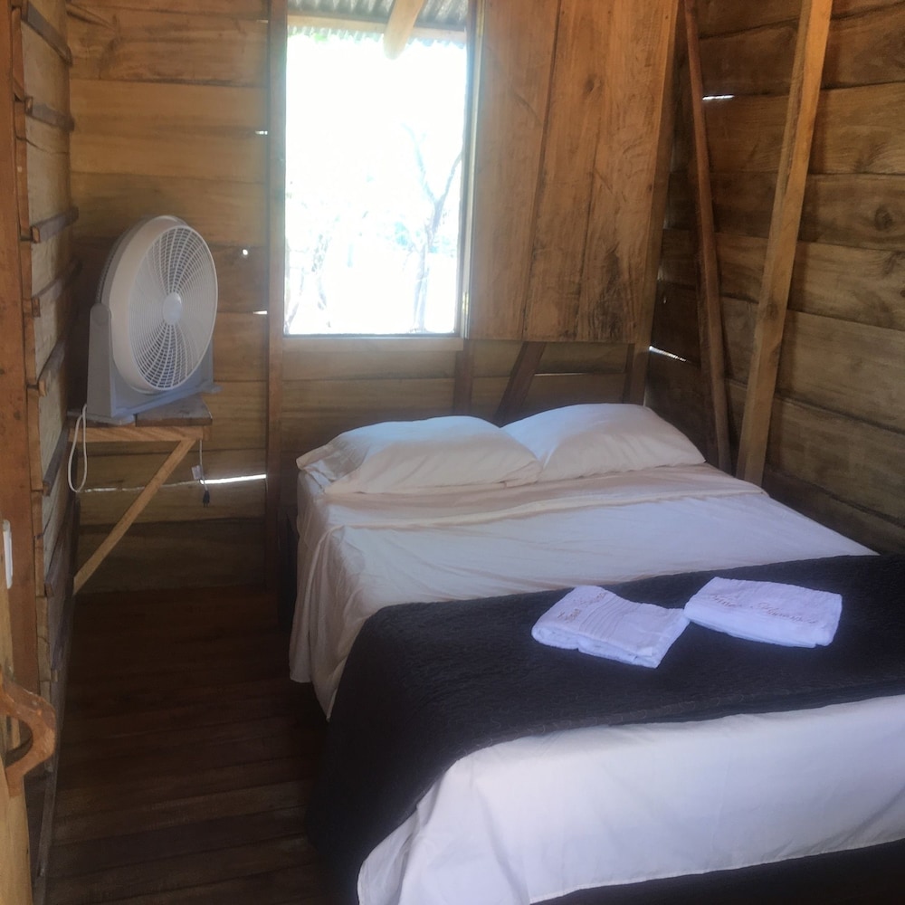 Traditional Cabin photo 3