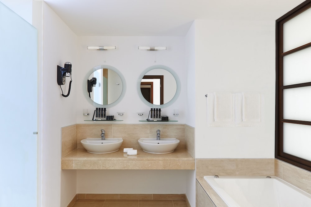 The Level, Junior Suite, Sea View photo 2