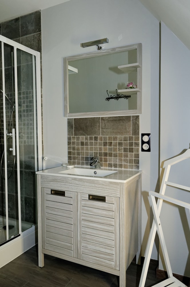 Comfort Double Room (Chambre aux Hirondelles) photo 2