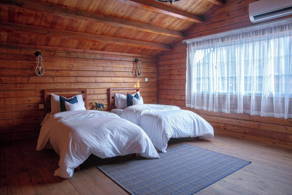 Basic Single Room photo 1