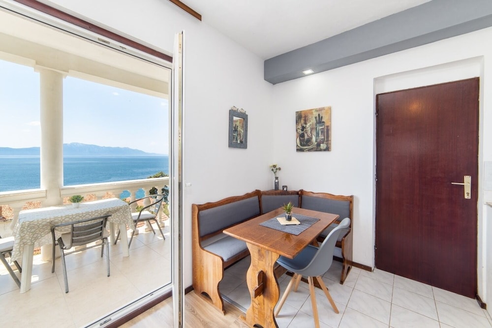 Apartment (More - 60m from the sea - A5 Dijana(2) photo 2