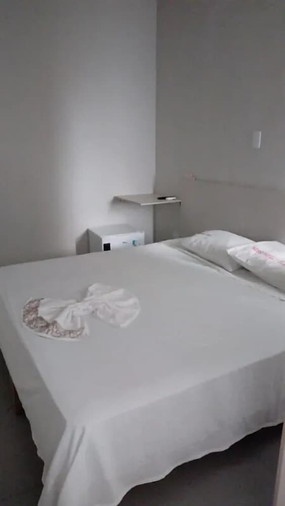 Double or Twin Room, 1 Double or 2 Twin Beds