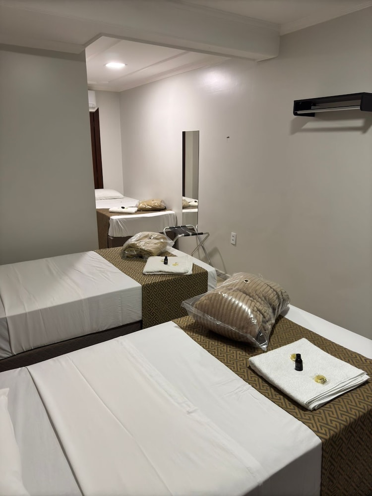 Standard Triple Room, Non Smoking - Photo 1