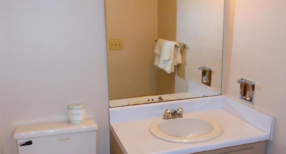 Room, 2 Double Beds, Non Smoking photo 2