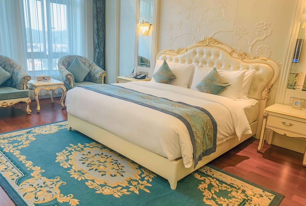 Executive Room, 1 King Bed, Non Smoking