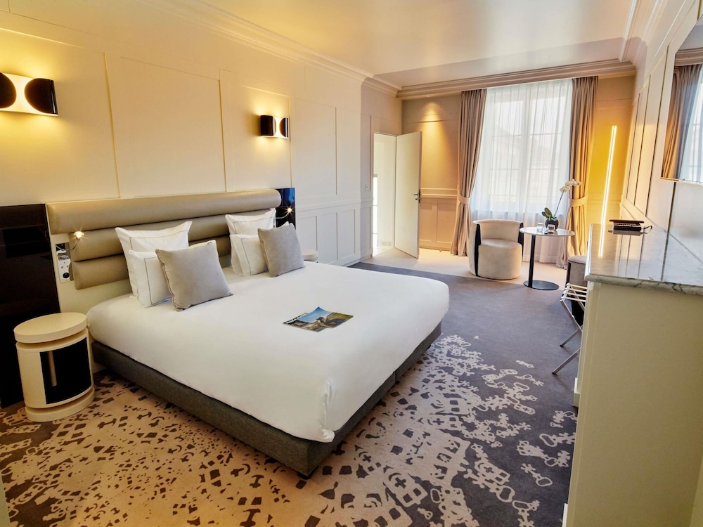 Deluxe Room, 1 Double Bed - Photo 3