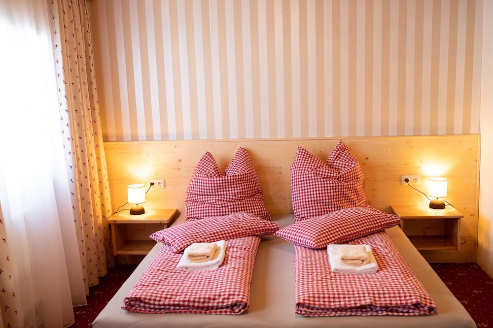 Traditional Double Room photo 2