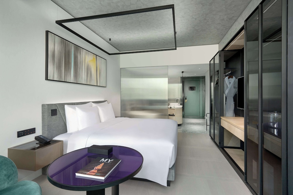 Deluxe Room - Photo 4