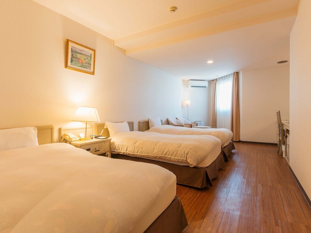 Triple Room, Non Smoking photo 1