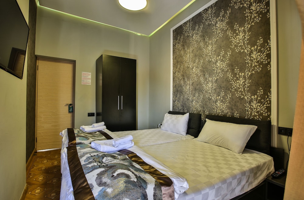 Economy Room photo 3