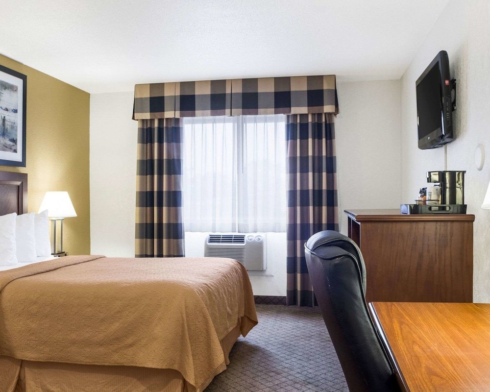 Room, 1 Queen Bed, Non Smoking - Photo 1