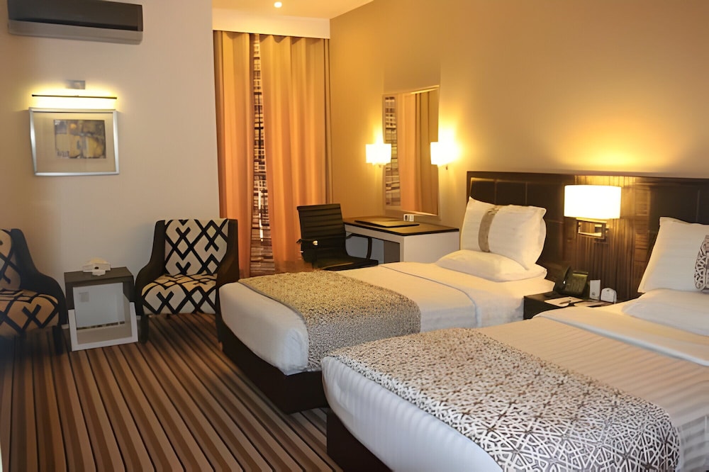 Executive Room photo 2
