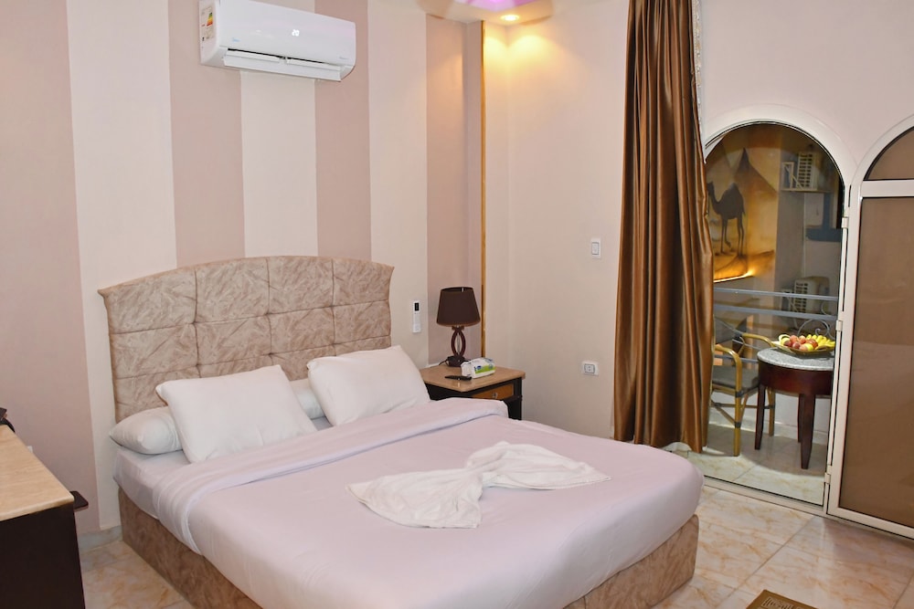 Deluxe Double Room, Balcony, Pool View