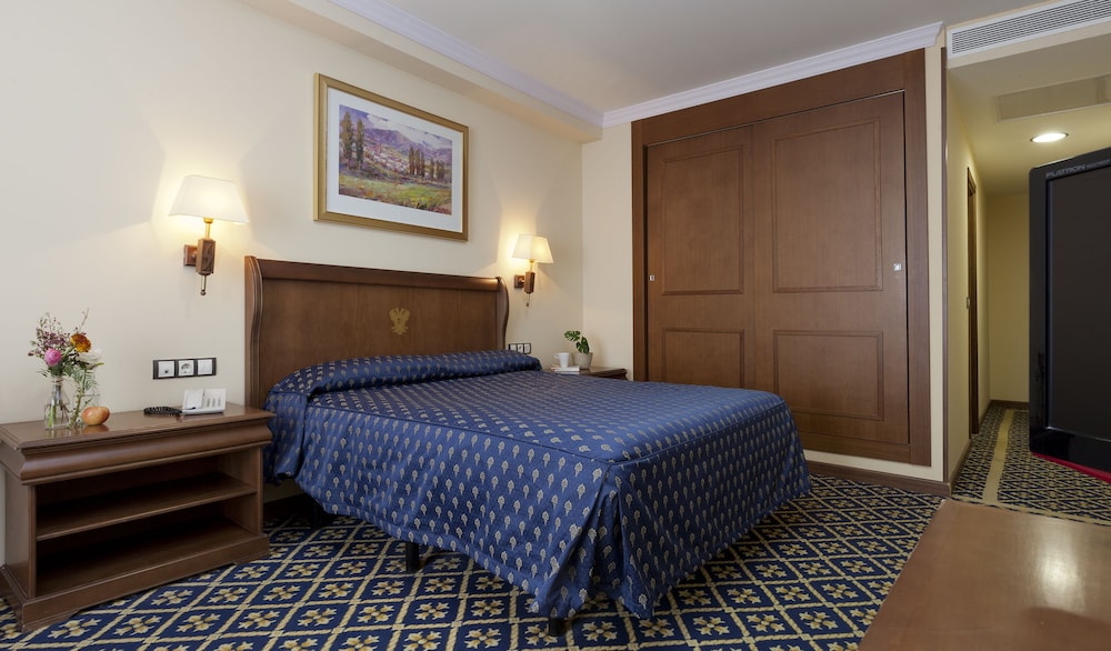 Standard Double Room - Photo 1