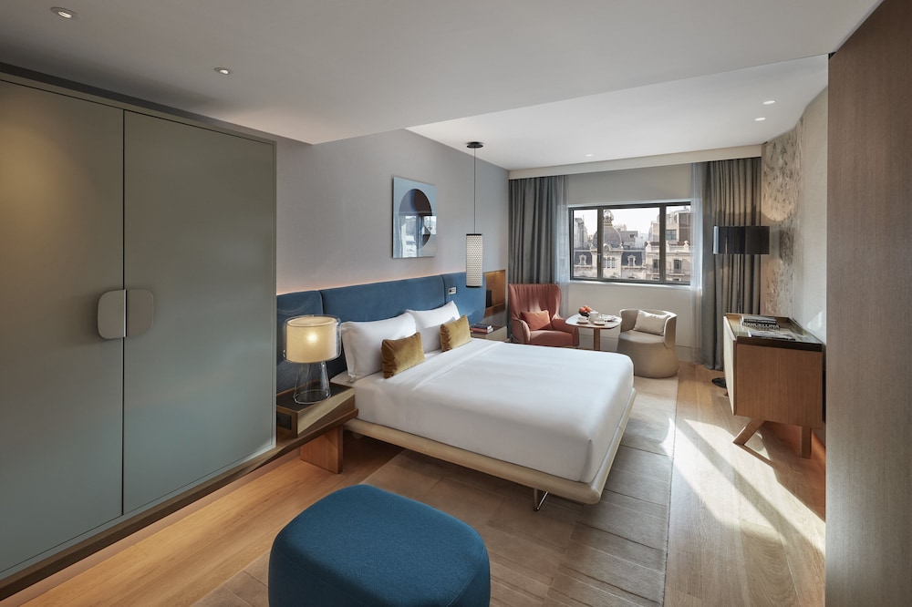Deluxe Room, 1 King Bed (Boulevard)