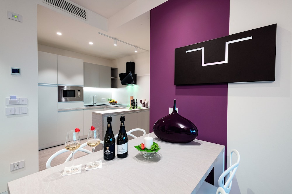 Luxury Condo photo 2