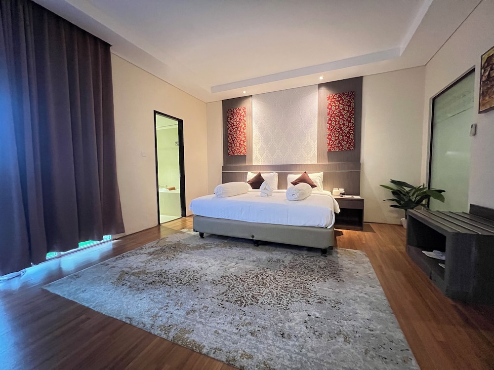 Alaska Suite