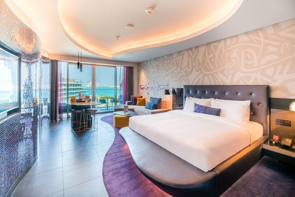 Family Room, Connecting Family Room, 1 King, 2 Double, Palm Jumeirah View