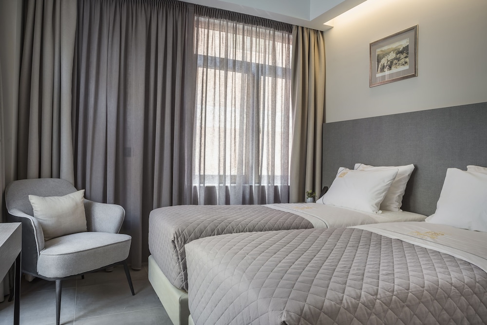 Superior Double or Twin Room photo 1