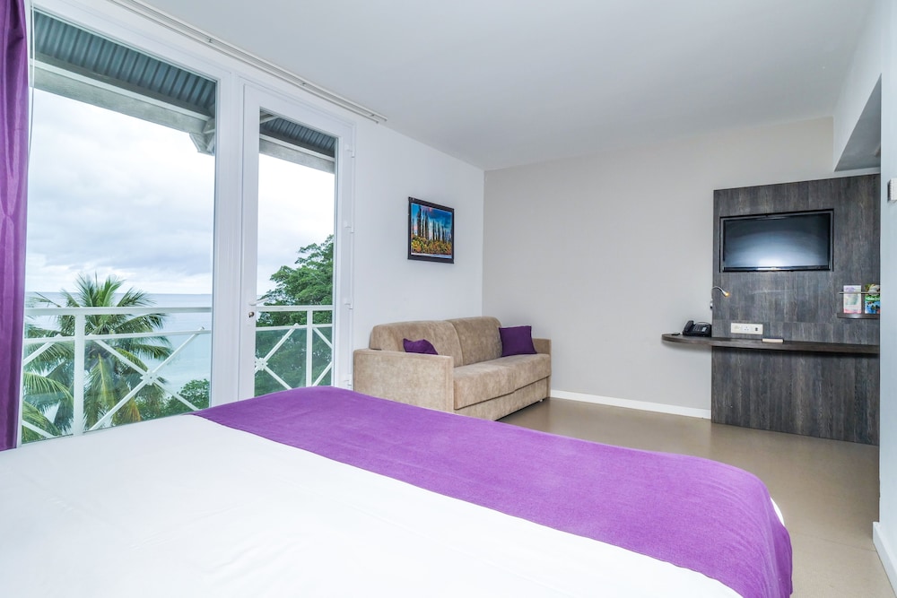 Deluxe Room, 1 Double Bed with Sofa bed, Lagoon View (2 Guests) photo 3