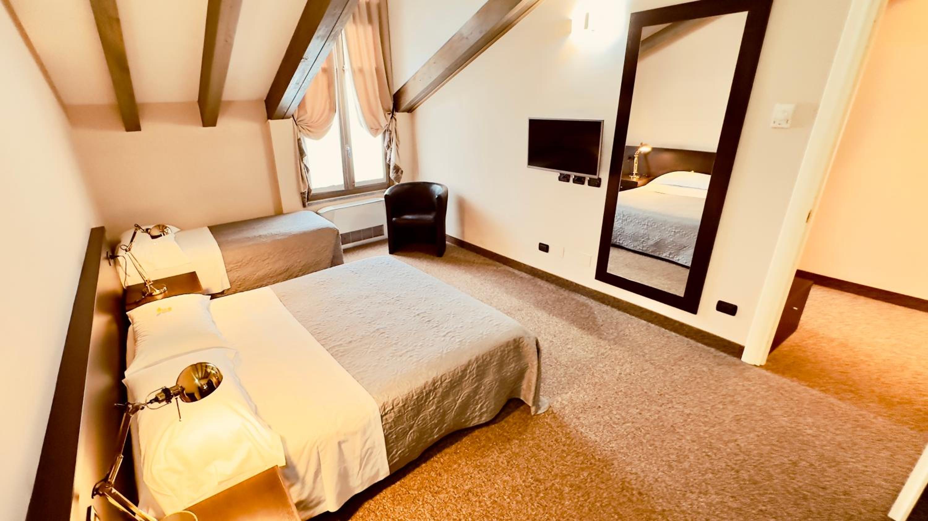 Superior Triple Room photo 1