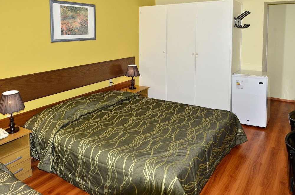 Triple Room - Photo 6
